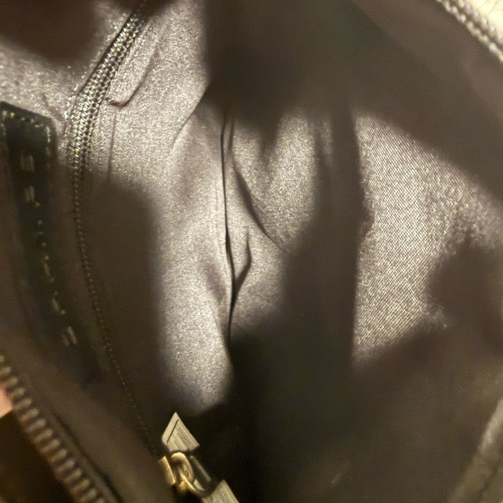 Champs Black Leather Messenger Bag - Picture 3 of 3